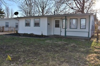 1306 Saint Raphael St, East Saint Louis, IL 62206