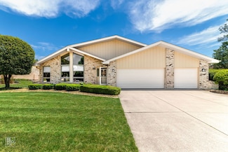 17741 Crestview Dr, Orland Park, IL 60467