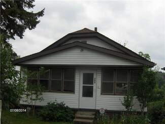 302 3rd St, Langeloth, PA 15054