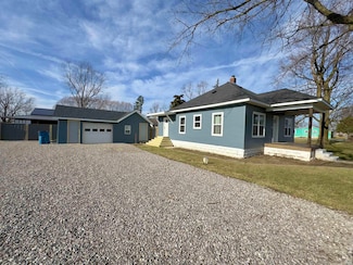 13196 N 300 W, MacY, IN 46951