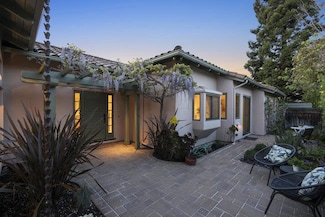 3031 Bryant St, Palo Alto, CA 94306