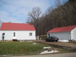 63932 Mill Coulee Rd, Prairie Du Chien, WI 53821