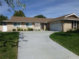 1949 Lark Ellen Dr, Fullerton, CA 92835