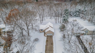 970 Scenic View Dr Unit 18, Plainwell, MI 49080