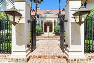 15 Harrogate Dr, Hilton Head Island, SC 29928