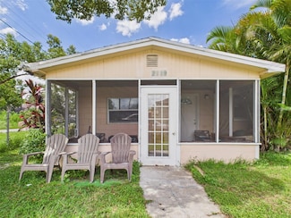 2119 W Patterson St, Lakeland, FL 33815