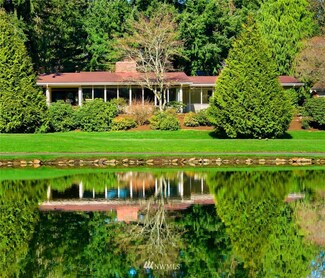 2214 209th Place NE, Sammamish, WA 98074