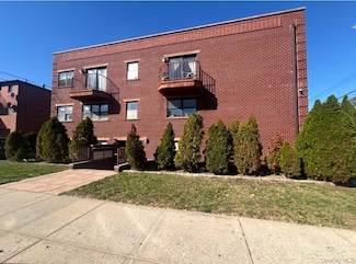 212-15 43rd Ave Unit 1C, Flushing, NY 11361