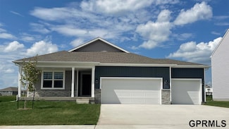 8001 N 170th Terrace, Bennington, NE 68007
