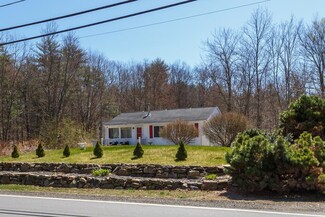 51 Piscassic Rd, Newfields, NH 03856