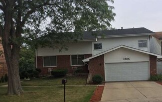 3705 Briar Ln, Hazel Crest, IL 60429