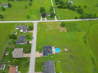 000 Holly, Buffalo, MO 65622