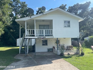 1048 Snug Harbor Rd, Hertford, NC 27944