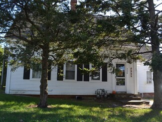 545 Main St, Dennis Port, MA 02639