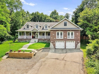 441 Water St, Cambridge, WI 53523