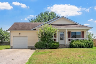 544 Oakmont Dr, Clarksville, TN 37042