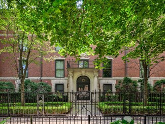 3030 N Lake Shore Dr Unit PH401, Chicago, IL 60657