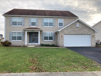 12902 Grande Poplar Cir, Plainfield, IL 60585