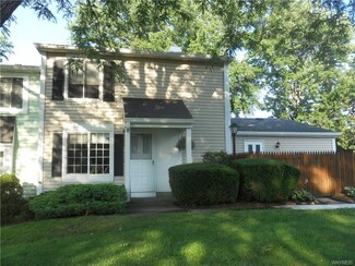 12 Greenway Blvd, Churchville, NY 14428