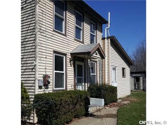 10 Seneca St, Port Byron, NY 13140