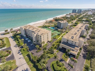 3939 Ocean Dr Unit 204B, Vero Beach, FL 32963