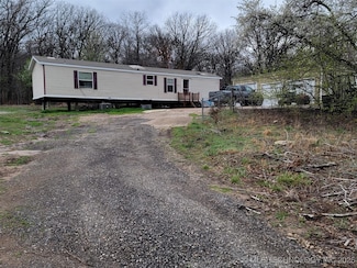 34698 W 301st St S, Bristow, OK 74010