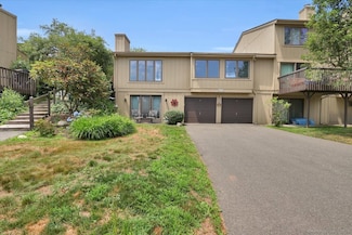 31 Pilgrim Harbor Unit C, Wallingford, CT 06492