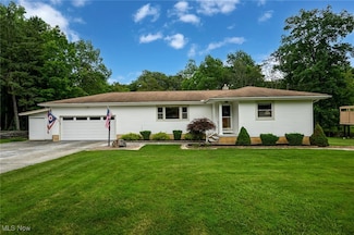 27820 Annetta Dr, Solon, OH 44139