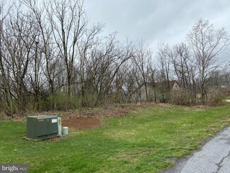 116 Buckingham Dr, Chambersburg, PA 17201
