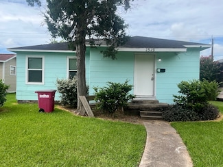 1519 W 8th St, Freeport, TX 77541