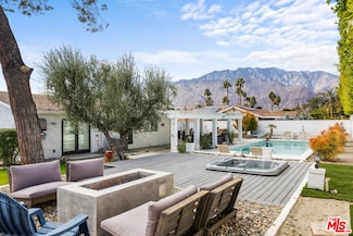 2826 E San Marino Rd, Palm Springs, CA 92262