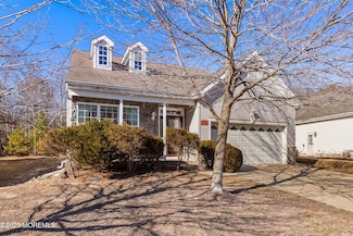 12 Iris Ct, Tuckerton, NJ 08087