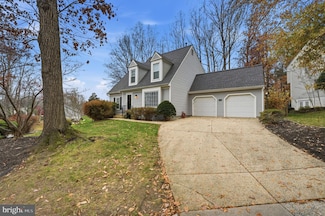 9236 Northedge Dr, Springfield, VA 22153