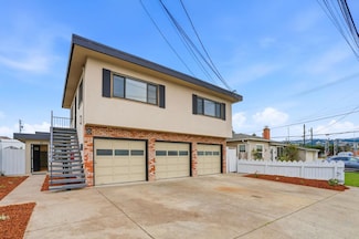 11 Spruce St, Millbrae, CA 94030