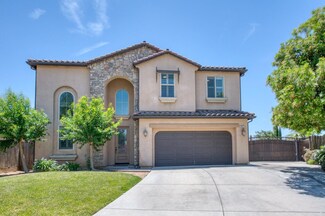 6947 W Portals Ave, Fresno, CA 93723