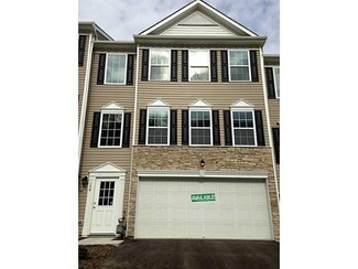 136 Rylie Dr Unit 10 F, Harmony, PA 16037