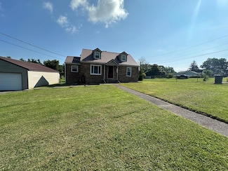 368 Wood Rd, Fayetteville, WV 25840