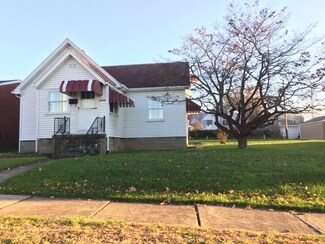 1304 12th Ave, Natrona Heights, PA 15065