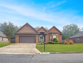 4753 Dupont Cir, Pace, FL 32571