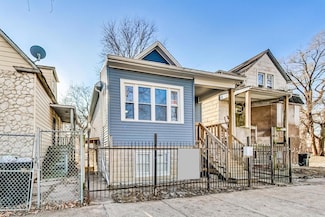 4923 W Hubbard St, Chicago, IL 60644