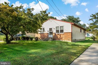 120 Beacon Ave, Paulsboro, NJ 08066
