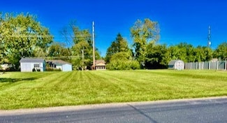 116 Iris Ln, Carmi, IL 62821