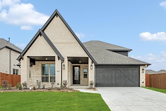 914 Cardinal Dr, Midlothian, TX 76065