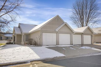 2128 Southwind Dr, Saint Paul, MN 55109
