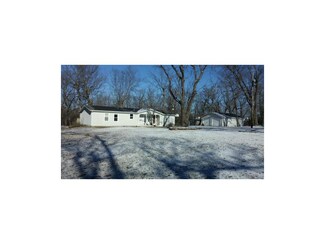 41100 W 395th St, Lane, KS 66042