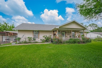 15606 Fir Rd, Santa Fe, TX 77517