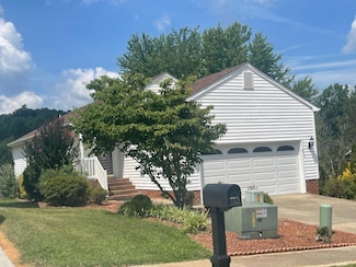 1264 Emerald Crest Dr, Bedford, VA 24523