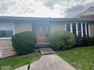 2815 Oak St, Altoona, PA 16601