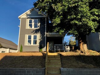 182 N Chestnut St, Jackson, OH 45640