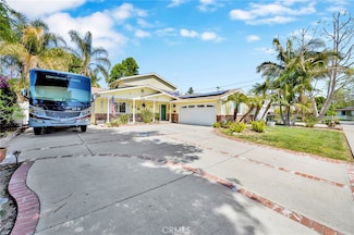22441 Hartland St, West Hills, CA 91307